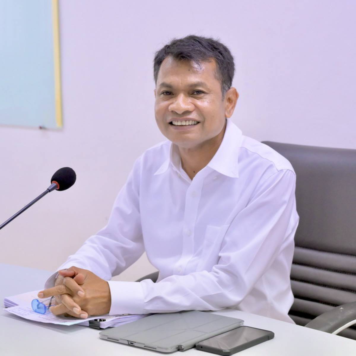 รอธ.มนัสฯ เป็นประธาน การประชุมหารือการดำเนินโครงการที่ได้รับการสนับสนุนเงินนอกงบประมาณ