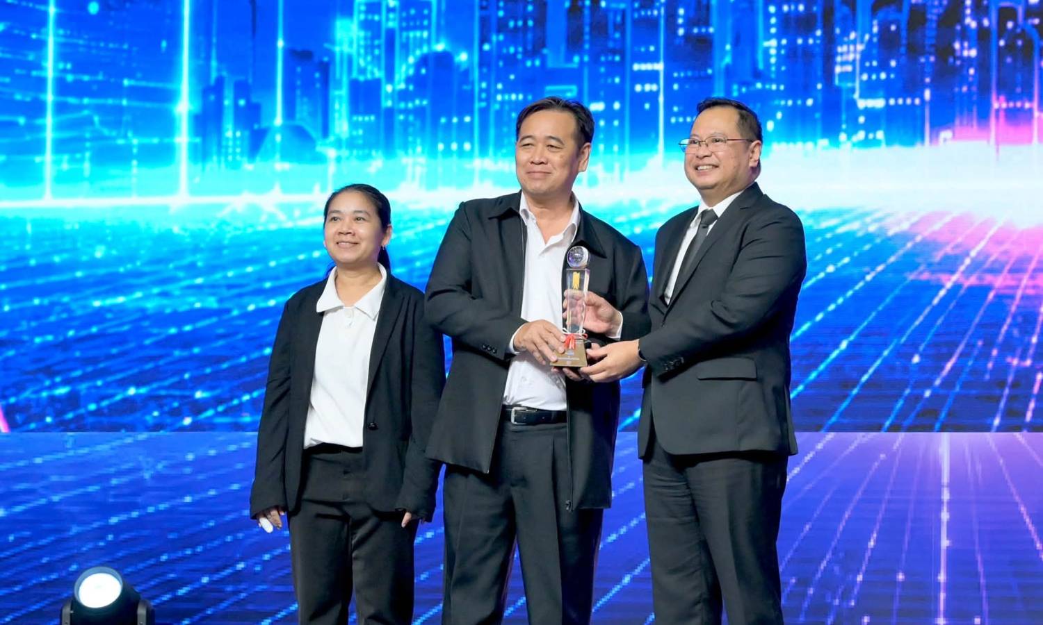กรมปศุสัตว์คว้า 2 รางวัลเลิศรัฐ 2569 ตอกย้ำความเป็นเลิศด้านบริหารจัดการและนวัตกรรมบริการ