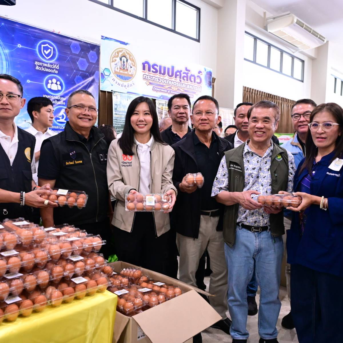 กรมปศุสัตว์ ร่วมคณะ ‘รมว.เกษตรฯ’ ลงพื้นที่ตรวจราชการ 'พิษณุโลก-สุโขทัย' ติดตามการบริหารจัดการน้ำในพื้นที่
