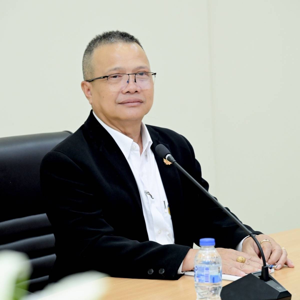 อธิบดีกรมปศุสัตว์ หารือตัวแทนเกษตรกรและสหกรณ์โคนมทั่วประเทศ ชูแนวทางรับมือ FTA และเสริมความเข้มแข็งอาชีพโคนมไทย